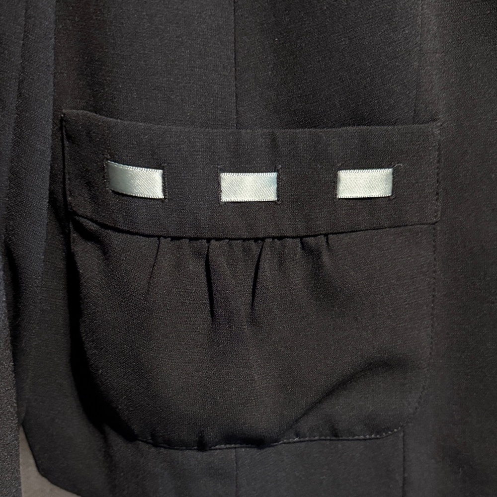 Robbie Bee Women's Elegant Black Blazer - Picture 3 of 8